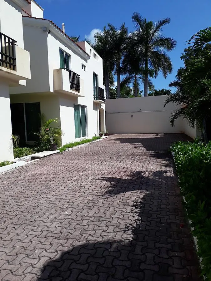 Villas Nichupte Cancún 0*,